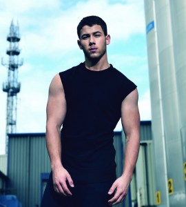 Shirtless Nick Jonas: Fit For A (Scream) Queen | Alan Ilagan